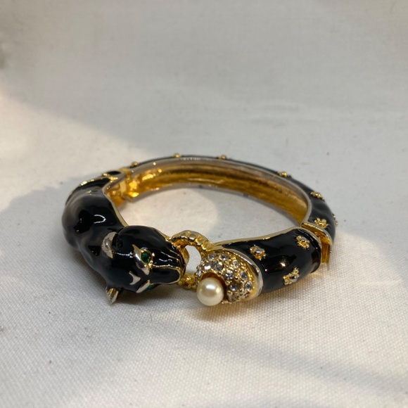 ICONIC Kenneth J Lane GOLD BLACK ENAMEL Panthère Bracelet / CUFF | Panther CUFF - Picture 9 of 11